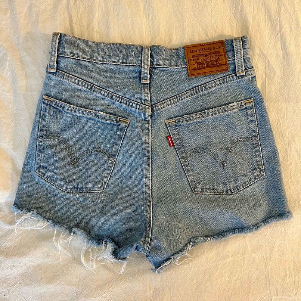 Levi’s shorts